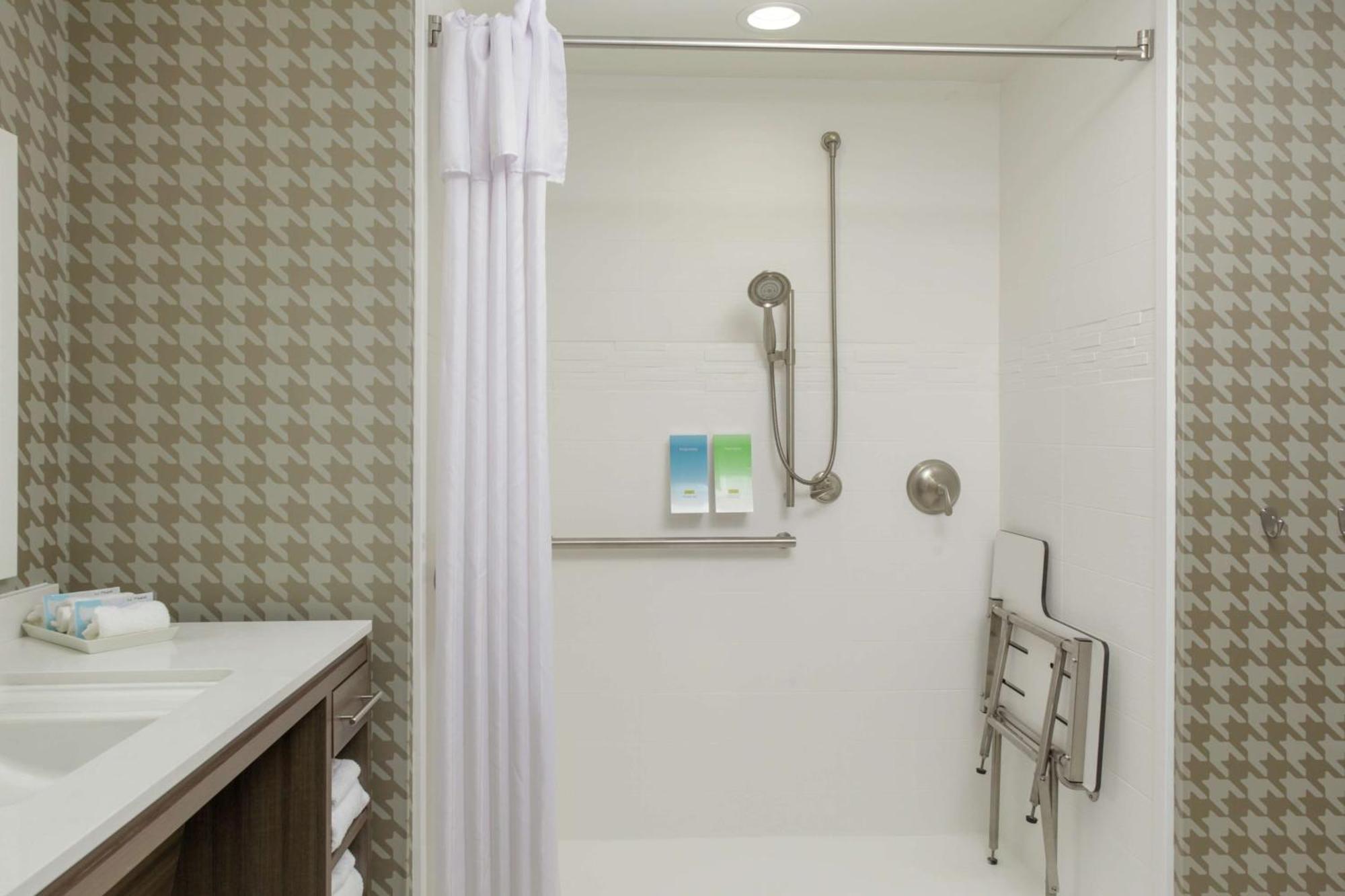 Home2 Suites By Hilton Fort Collins Extérieur photo